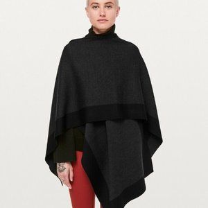 Lululemon Bundle Up Wrap -Heathered Core Black